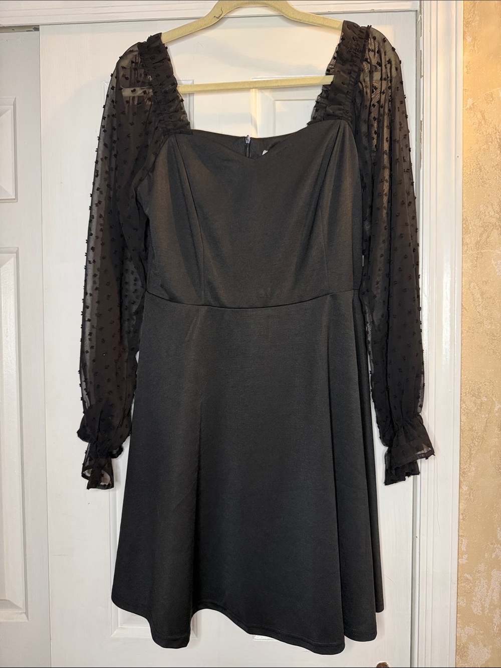 Grace Karen Elegant Black Long-Sleeve Fit & Flare Dress